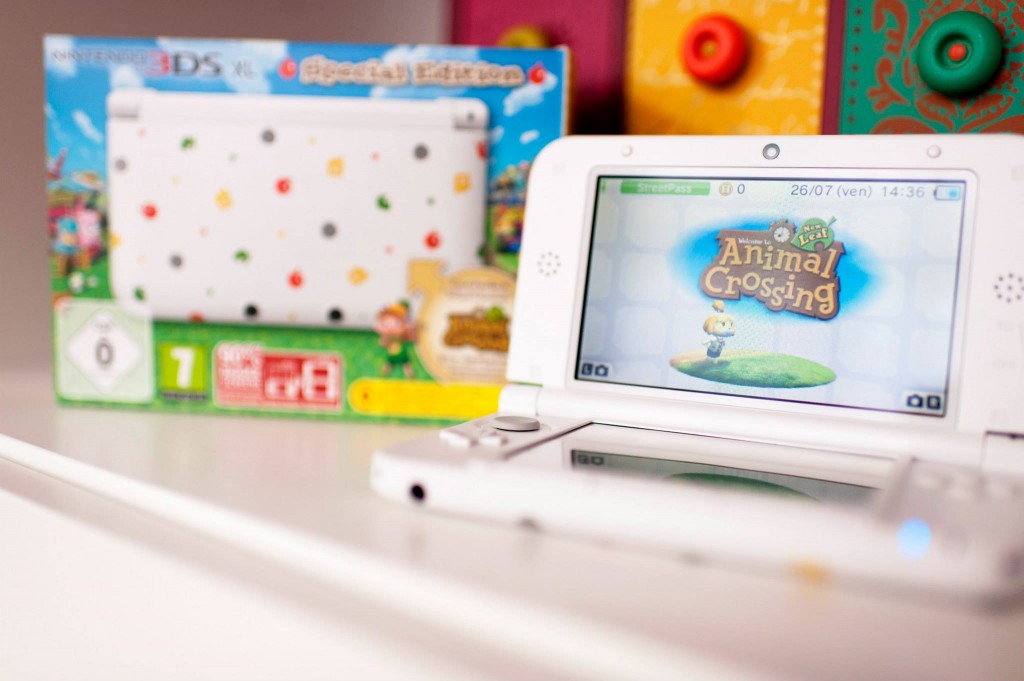 Nintendo 3DS XL - edition Animal Crossing