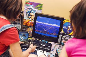 SEGA, c'est plus fort que QUI ? Ecco the Dolphin, ce jeu prêt à faire céder les parents à l'achat d'une Megadrive dans tous les foyers... Un simulateur de fond marin bien difficile à prendre en main pour en découvrir les mystères !