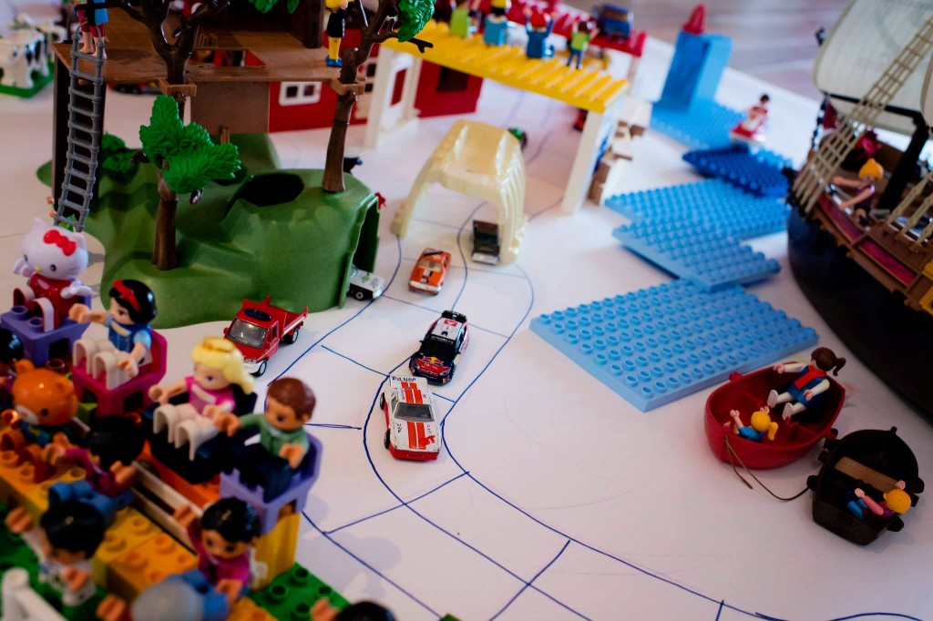 Monaco GP Bounty Bay - LEGO - Playmobil - Hotwheels - Majorette
