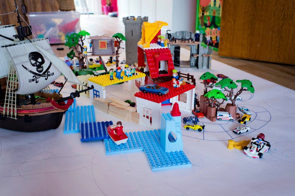Monaco GP Bounty Bay - LEGO - Playmobil - Hotwheels - Majorette