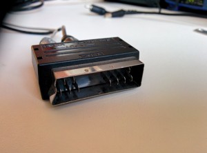 (Fig. 3) Prise Peritel / SECAM / AV