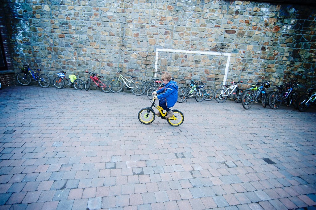 Premier tours de roue en vélo