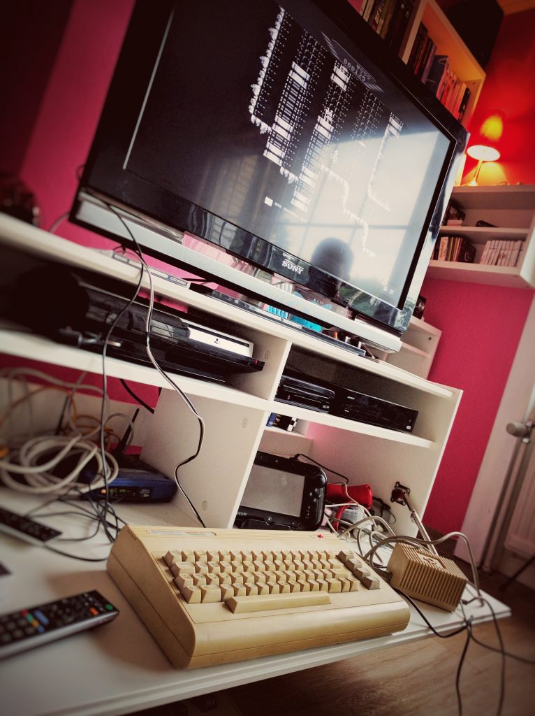 Soirée C64 - PowerGlove