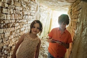 vacances 2016 - tumulus près de Vervant - mégalithe