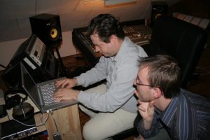 Mastering de C'est Extraordinaire au studio Quena.be