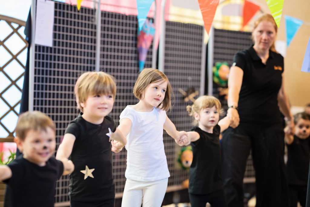 Ecole du Sart Tilman - Spectacle de Cirque des classes de maternelles - 2017