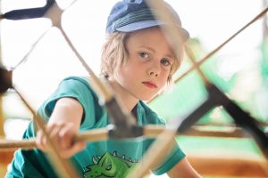 Charly est parti se perdre dans le labyrinthe de corde... – à GaiaZOO.