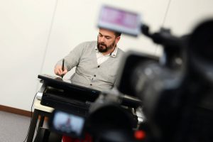 Jean-François Van de Poël - Les premières formations Multimédia dans le studio. eCampus - IFRES - ULg (2014)