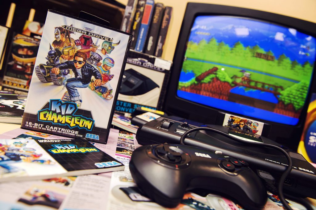 SEGA c'est plus fort que... Un p'tit gars qui est tombé dans les jeux-vidéo quand il était ado !