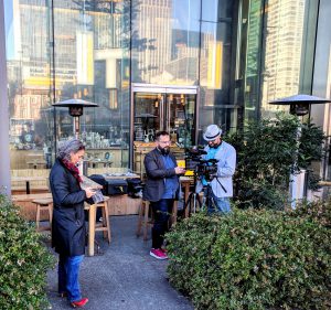 Premier tournage vidéo du MOOC près de la gare de Tokyo