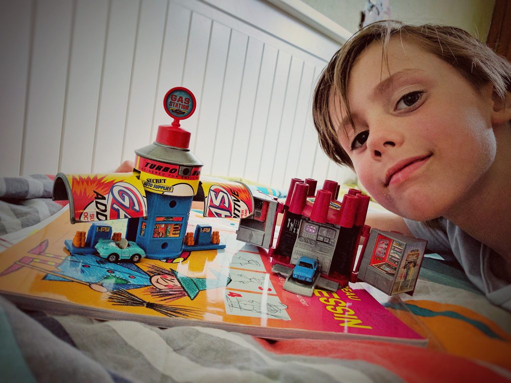 Un petit cadeau Micro Machine pour Charly, avril 2017