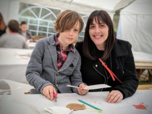 Atelier bricolage au Château de la Barben