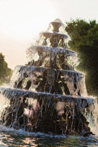 Versailles - Les grandes eaux nocturnes en amoureux par Petite Snorkys Photography