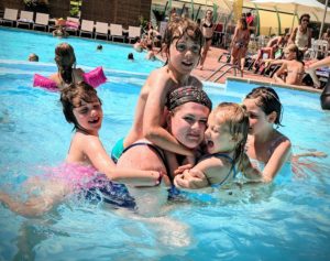 Tous sur maman ! - Camping Col Vert Sandaya