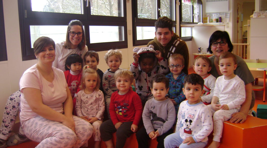 Rose, souvenirs de la crèche