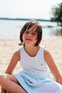 On s'amuse au bord du Lac Léon - Camping Le Col Vert - Sandaya