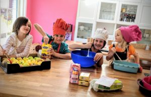 Life Long Learning, tentons de faire un gâteau avec les enfants.