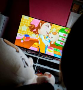 Les filles jouent à Babysitting Mama - Wii