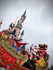 A la poursuite de Noël - Disneyland