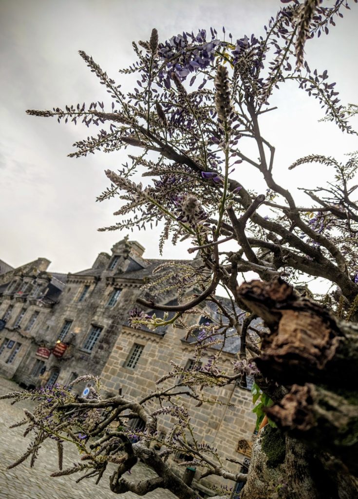 Locronan, symbole de la Bretagne