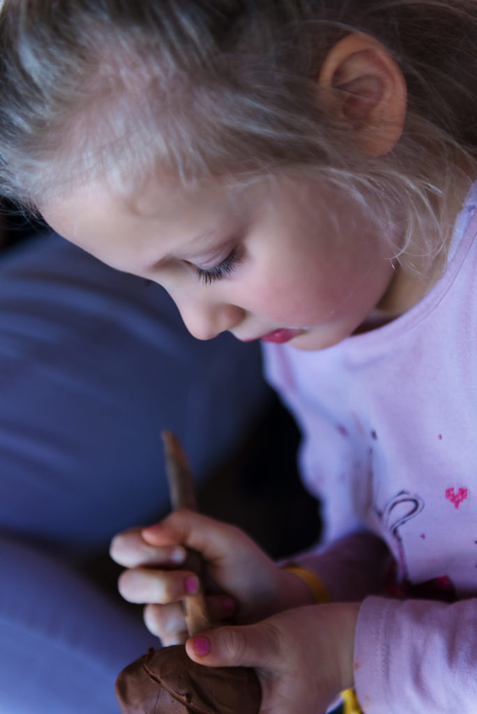 Activés en famille : réalisation d'instruments de musique préhistoriques aux Menhirs de Monteneuf