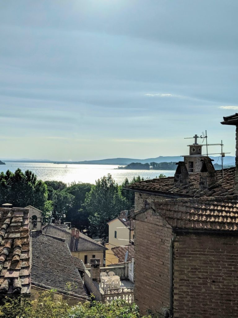 Au loin, c'est Castiglione del Lago