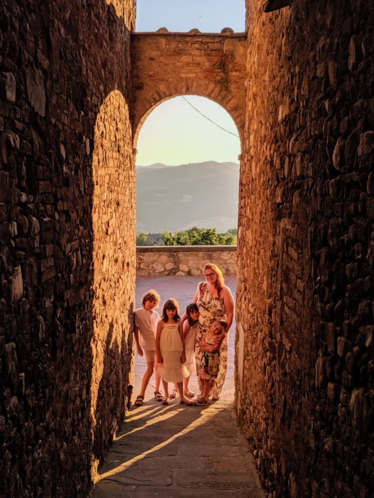 Le soleil se couche sur Casole d'Elsa