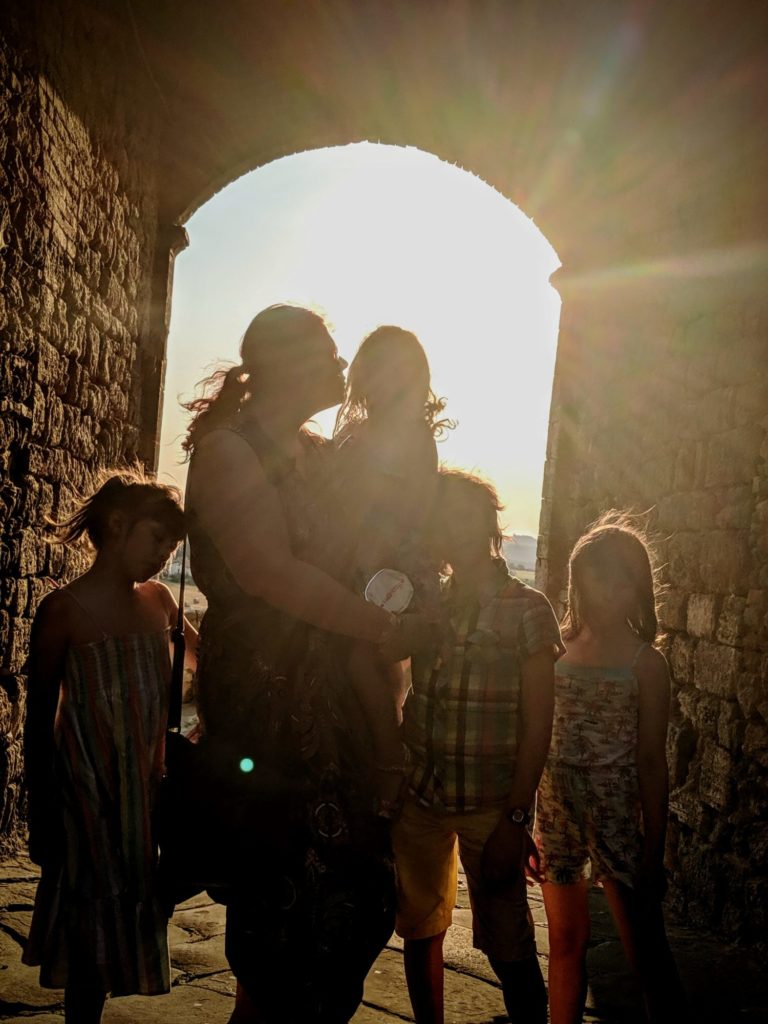 Le soleil se couche sur Rapolano Terme