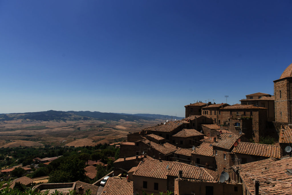 En famille à Voltera - Toscane