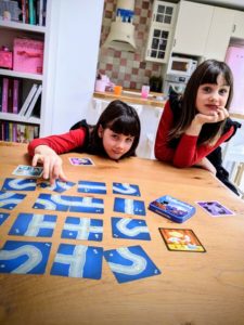 On joue à Chatbyrinthe