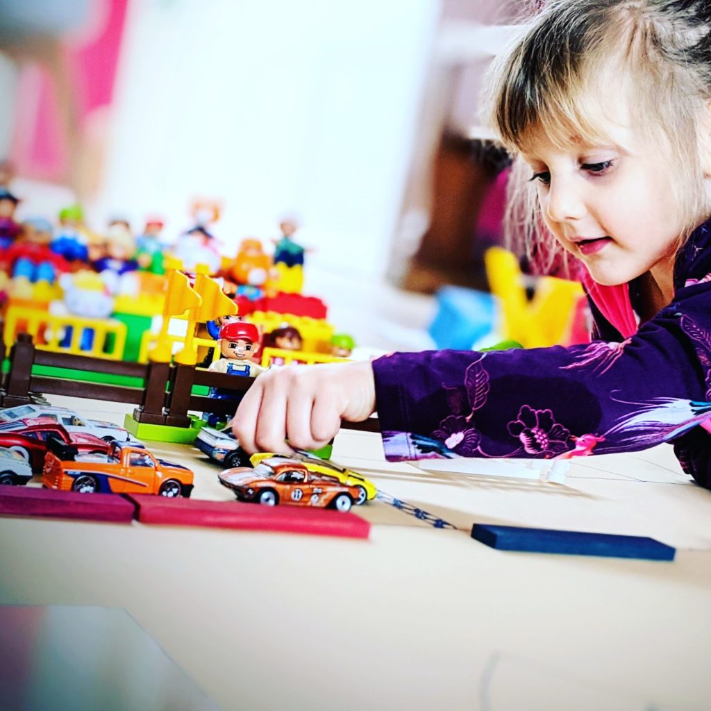 Le salon est envahi... c'est fait