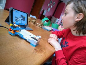 Allé, on le construit ce Robot Charly !