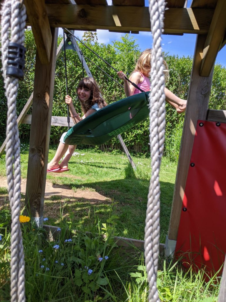 Qui a filé dans le jardin ?