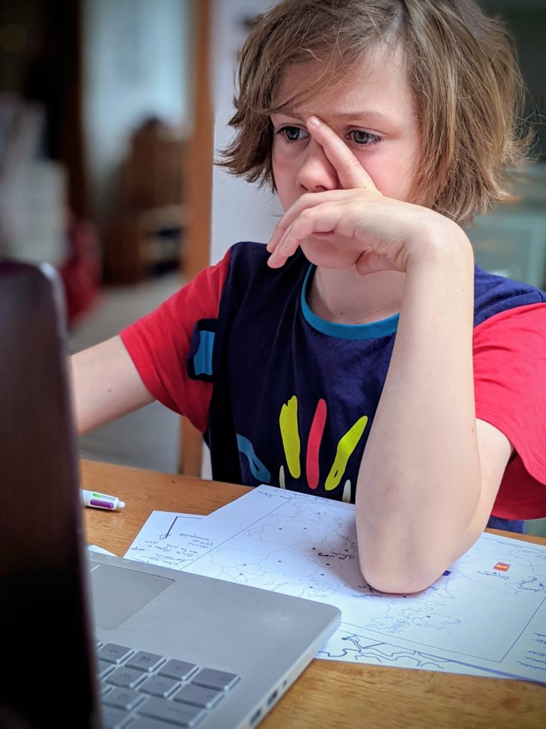 Papa en profite pour faire un petit cours de Géographie