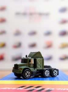 Semi Truck - Mobile Air Recon #8 - Galoob Micro Machines, 1989