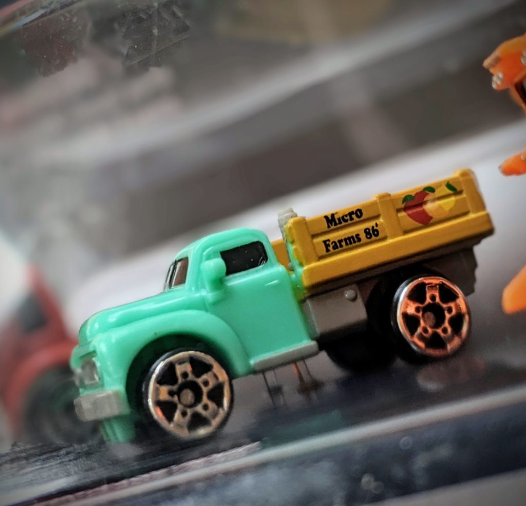 Classic Pickup - Farm #1 - Micro Machines Wicked Cool Toys Hasbro, 2020