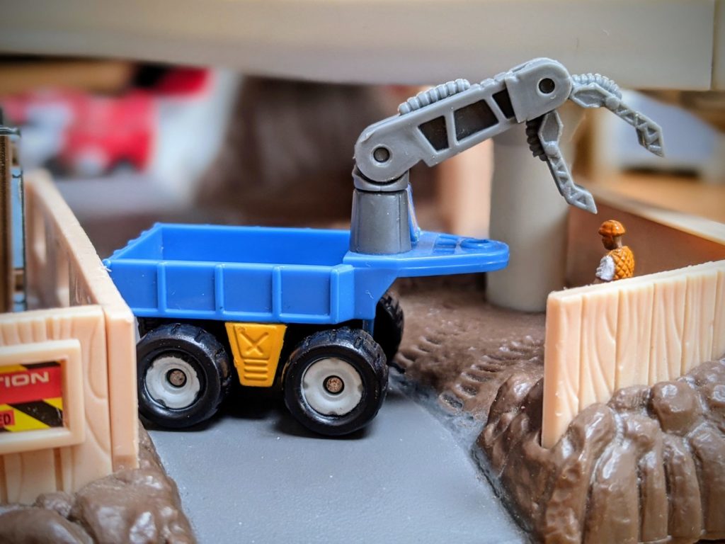 Tractor Dump Trailer - Exploration Earth : Cavern Crawlers - Micro Machines, 1998