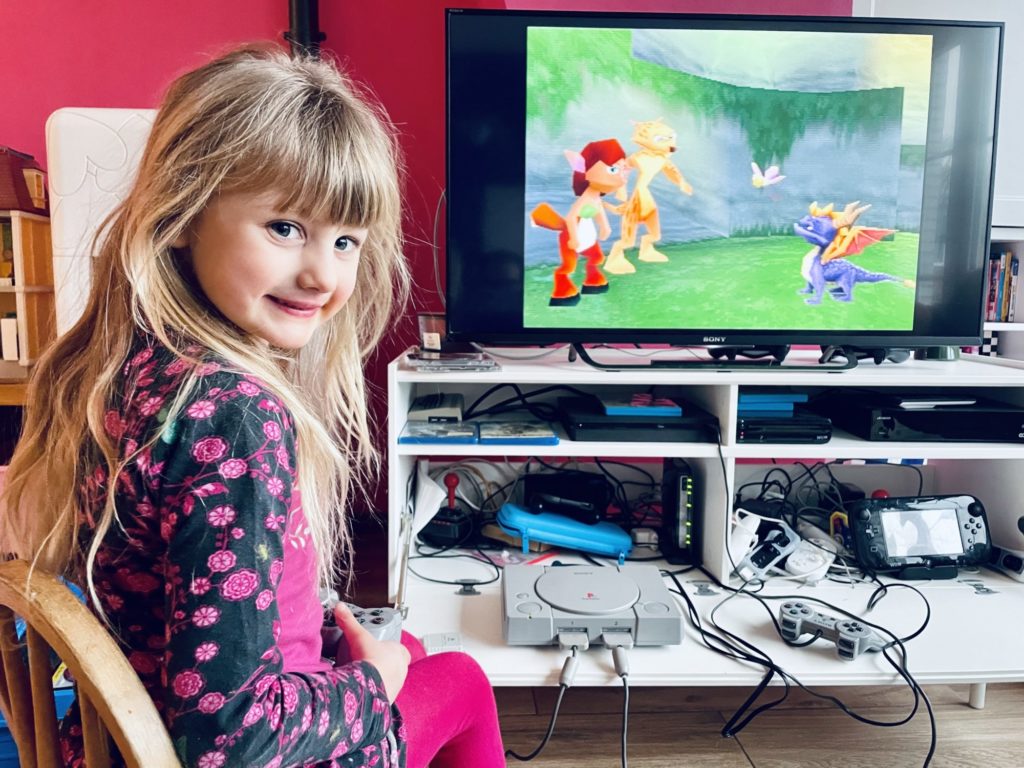 Rose découvre Spyro !