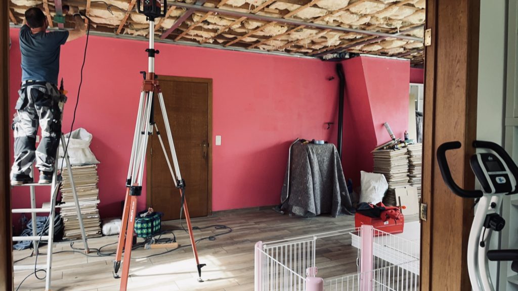 Remplacement du fond plafond
