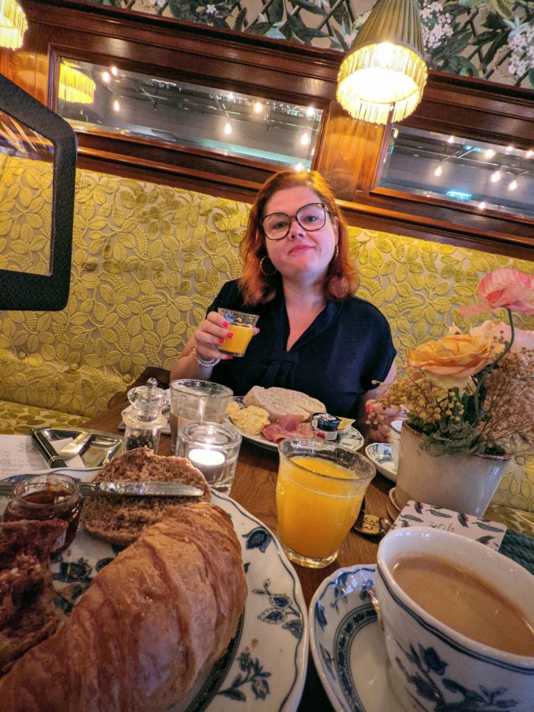 Le petit déjeuner à l'hotel Estherea, un régal !