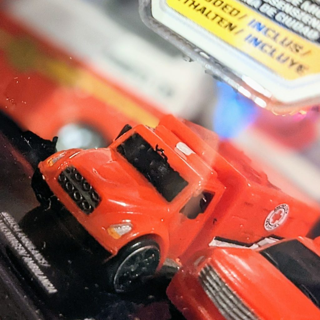 Ambulance - Les Incendies et Sauvetages S1 - Jazwarez Micro Machines, 2020