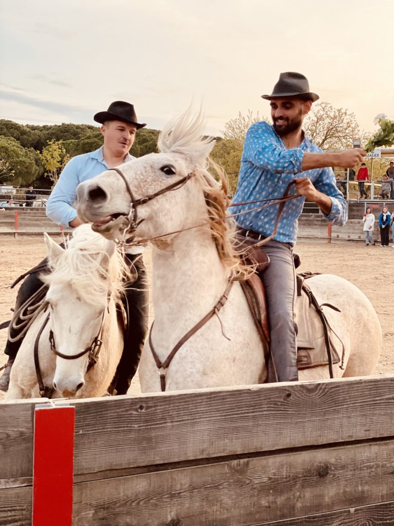 Soirée camarguaise au Mas de la Comtesse