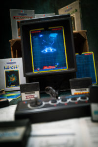 Minestorm - Vectrex (GCE, 1982) by Pierre 'Cyborg Jeff' MARTIN.