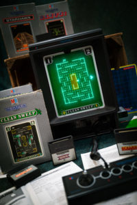 Clean Sweep - Vectrex (GCE, 1982) by Pierre 'Cyborg Jeff' MARTIN.