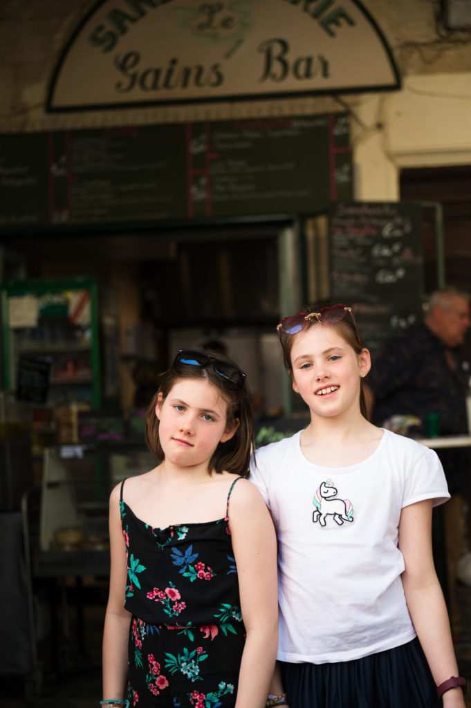 Flanons sur le marché d'Uzès avant de remonter en Belgique