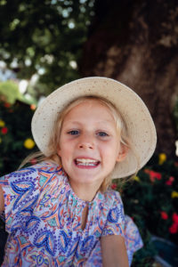 Un grand sourire au pied du Tilleul - Samoëns