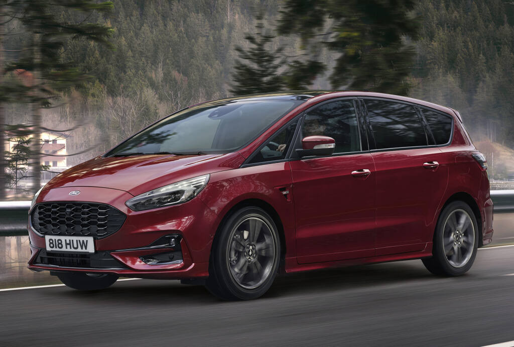 Ford S-Max offre tout de même 285L de coffre en 7 places !