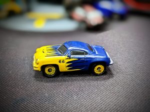 Cadillac Cadzilla Custom - Urban Racers - Hasbro 2003
