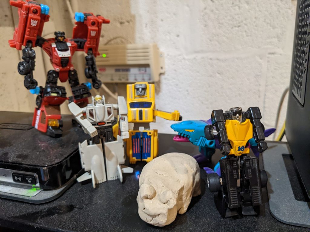 Une armée de petits robots - Transformers, Gobots
