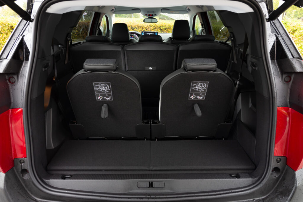 Le coffre de la Peugeot 5008 en mode 7 places